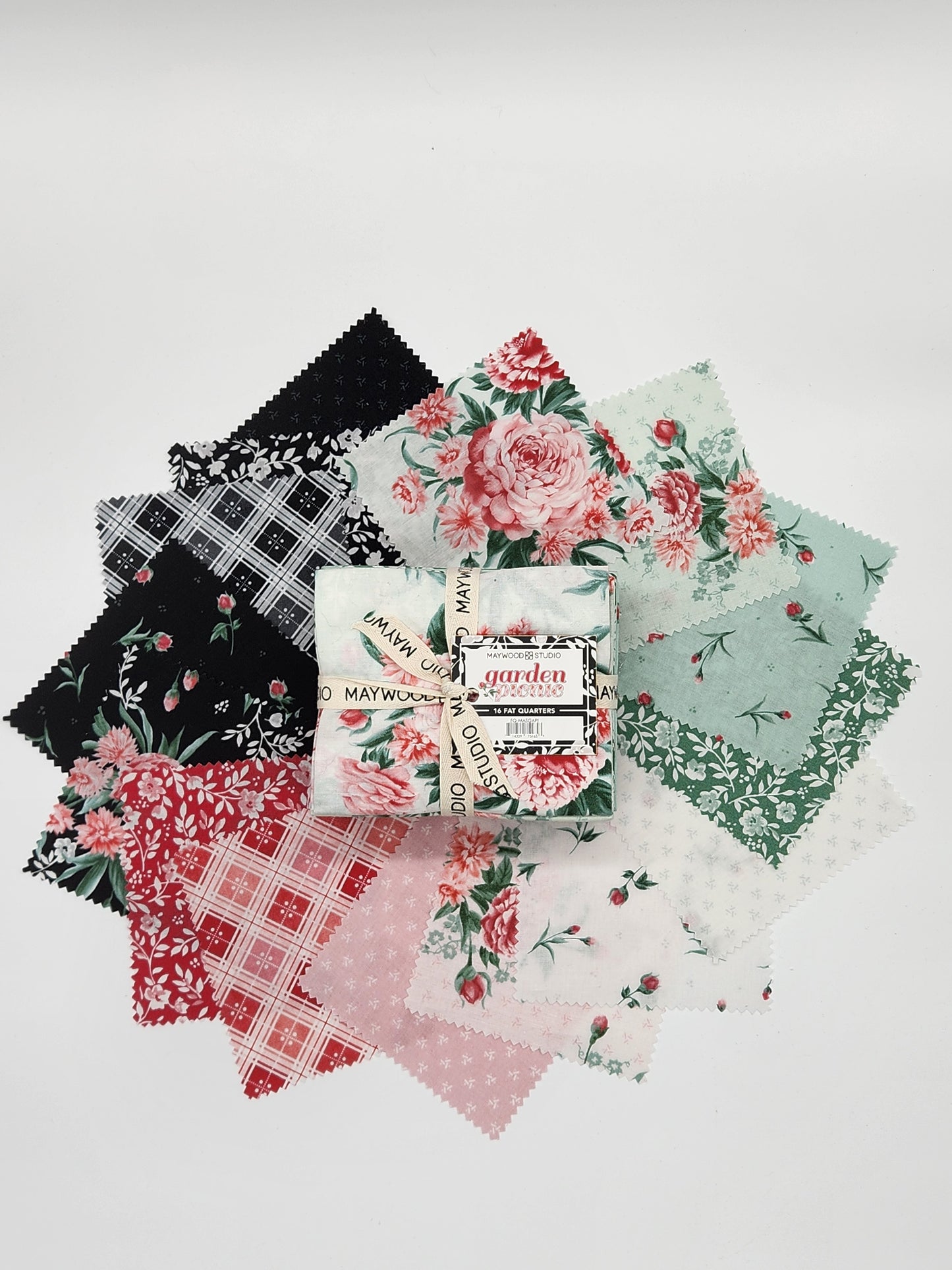 Garden Picnic Charm Pack, Maywood Studio